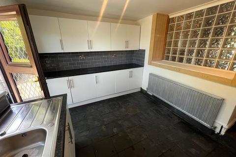 2 bedroom terraced house to rent, Dunvant Road, Swansea SA2