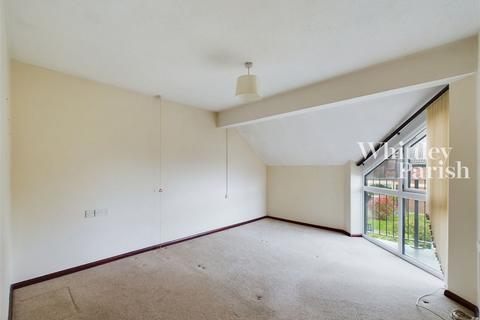 2 bedroom flat for sale, St Marys Court, Diss