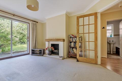 2 bedroom flat to rent, Beckenham Grove Bromley BR2