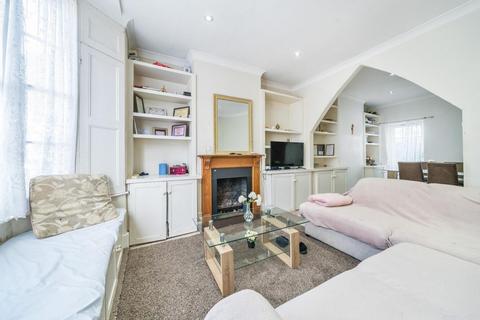 39 Smeaton Road, London, SW18 5JJ