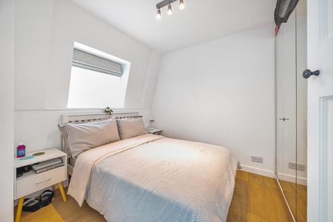 1 bedroom flat for sale, Woodlands Road, Surbiton