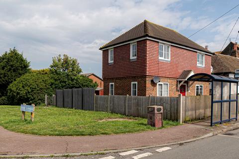 2 bedroom detached house for sale, High Street, Lydd, TN29