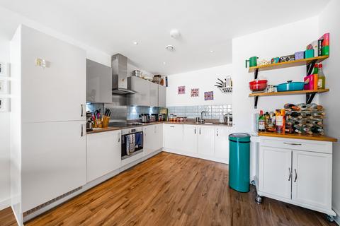 2 bedroom apartment for sale, Moy Lane, London