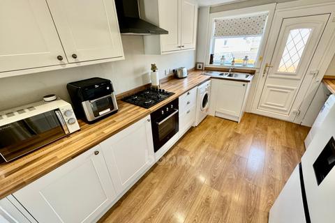 2 bedroom semi-detached house for sale, 19 Oakwood Drive, Beith