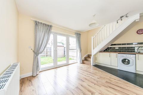2 bedroom end of terrace house to rent, Freehold Road, Suffolk IP4