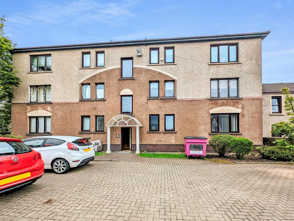 Caledonia Road, Ardrossan KA22 2 bed flat for sale £64,000
