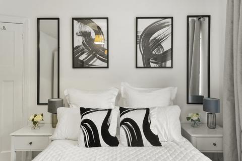 undefined, Cleveley Crescent, London W5