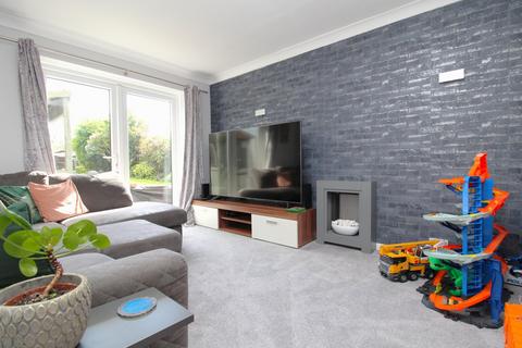 31 Midhurst, Letchworth Garden City, SG6 4SF