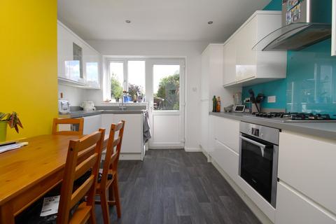 31 Midhurst, Letchworth Garden City, SG6 4SF