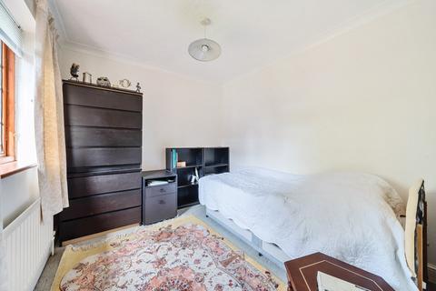3 Wood Drive, Chislehurst, BR7 5EU