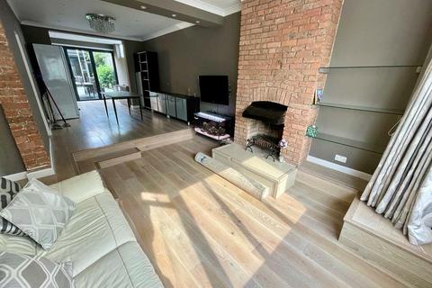 4 bedroom semi-detached house for sale, West View, London, NW4