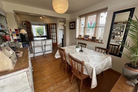10 Beech Grove, Brecon, LD3 9EY