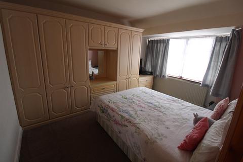 3 bedroom semi-detached house to rent, Streatfield Road, Harrow, HA3