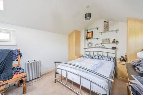 2 bedroom flat for sale, The Renovation, Woolwich Manor Way, Silvertown, London, E16
