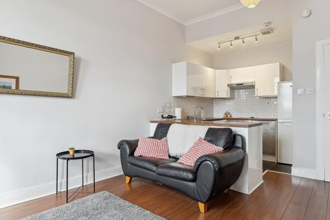 2 bedroom flat for sale, Paisley Road, Flat 3/3, Kinning Park, Glasgow, G5 8RE