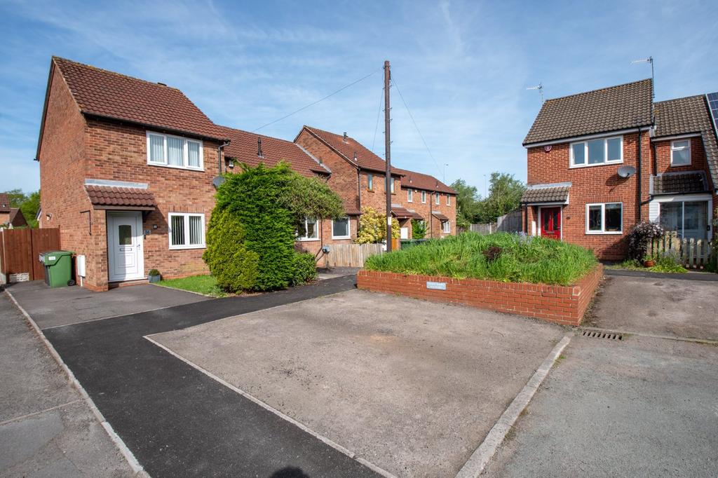 Mayfield Close, Catshill, Bromsgrove... 1 bed terraced house for sale