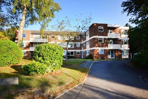 1 bedroom flat to rent, Warren Road, Guildford, GU1