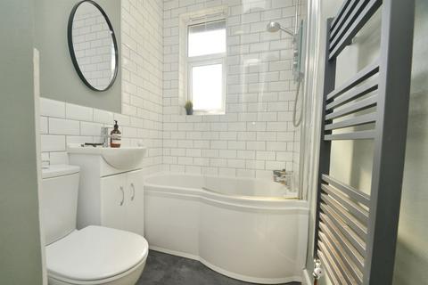 4 Binnie Road, Poole, BH12 2AN