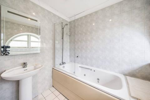 49 Plover Way, London, SE16 7TS
