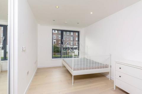 2 bedroom flat to rent, Putney Hill, Putney, London, SW15