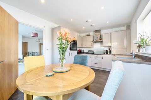 2 bedroom maisonette for sale, Wokingham, Berkshire RG40