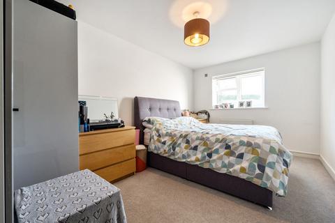 2 bedroom maisonette for sale, Wokingham, Berkshire RG40