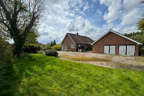3 bedroom detached bungalow for sale, The Croft, Oasby