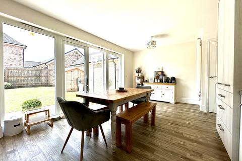 37 Brimstone Drive, Ely, CB7 4ZB