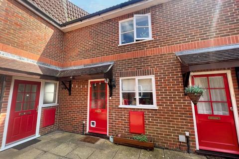 1 bedroom maisonette for sale, Raven Square, Alton, Hampshire