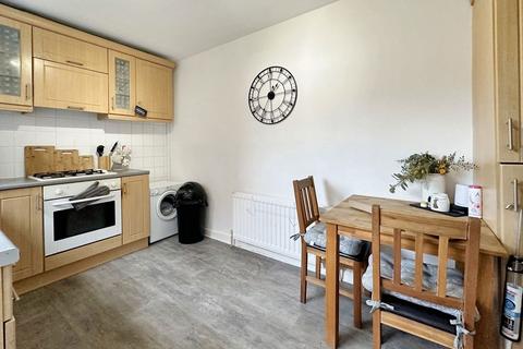 2 bedroom ground floor flat for sale, Westmorland Avenue, Wallsend, Tyne and Wear, NE28 6SN