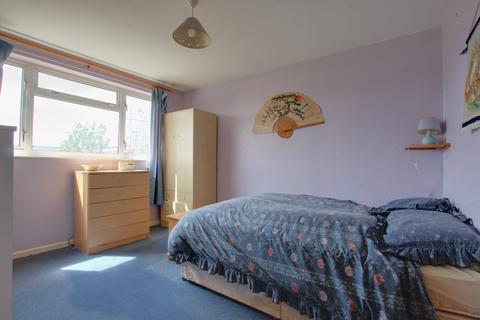 35 Juniper Square, Havant, PO9 1HZ