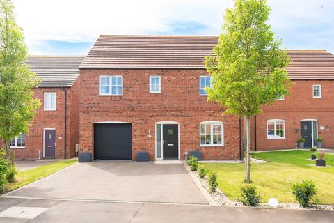 4 bedroom detached house for sale, Pollywiggle Drive, Swaffham