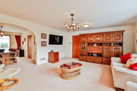 7 Burnside Way, Balmedie, Aberdeen, AB23 8XW