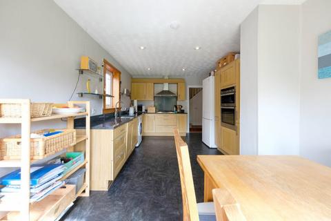 5 bedroom detached house for sale, 5 Meadowfield Drive, Edinburgh, EH8 7NX