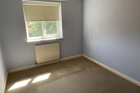 2 bedroom flat for sale, Roselawn Gardens, Margate, Kent