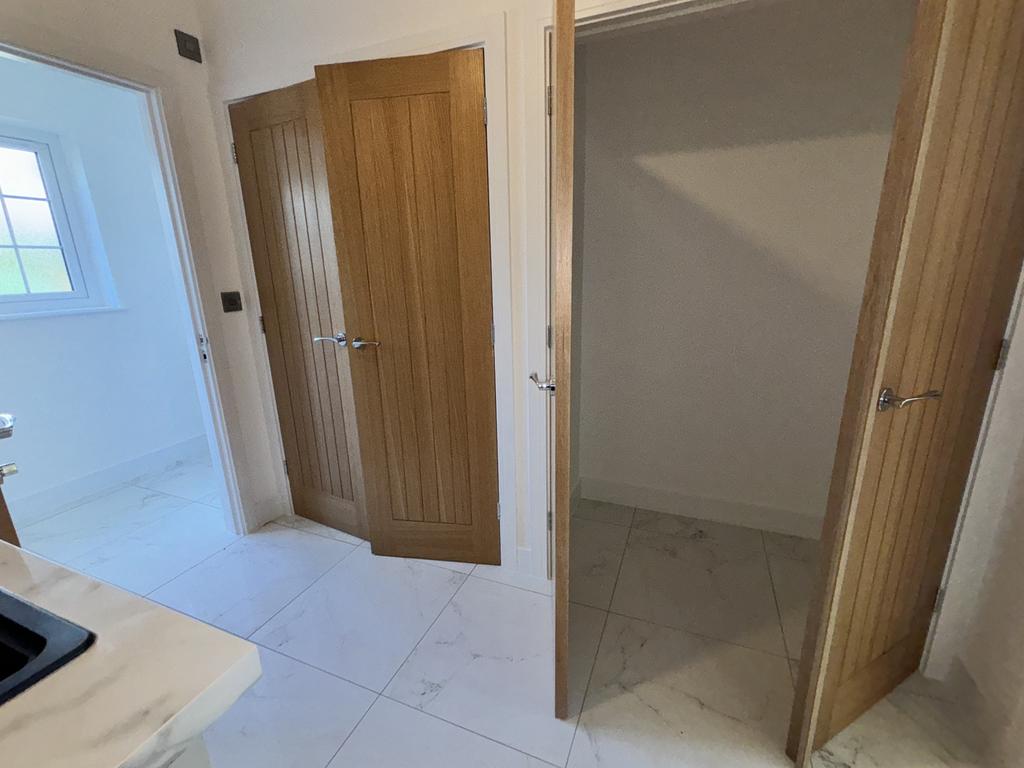 Room Sizes Approx