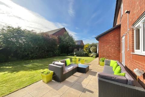 5 bedroom detached house for sale, Oaks Close, Aston, CW5