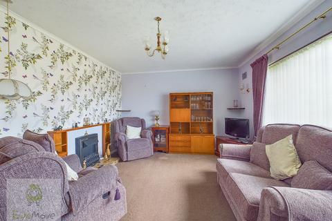 3 bedroom semi-detached house for sale, Main Road, Chattenden, Rochester, Kent, ME3 8LN