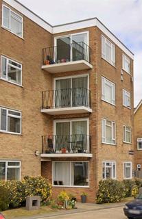 2 bedroom apartment for sale, Eastern Esplanade, Thorpe Bay, Southend-On-Sea, Essex, SS1