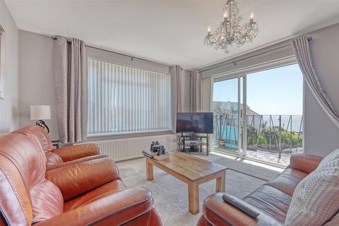 2 bedroom apartment for sale, Eastern Esplanade, Thorpe Bay, Southend-On-Sea, Essex, SS1