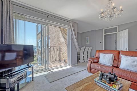 2 bedroom apartment for sale, Eastern Esplanade, Thorpe Bay, Southend-On-Sea, Essex, SS1