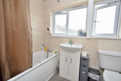56 Drumcliff Road, Leicester, LE5 2LG
