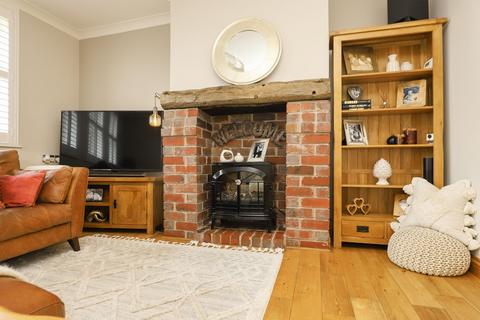 28 Lamb Drive, Sheffield, S5 8LT