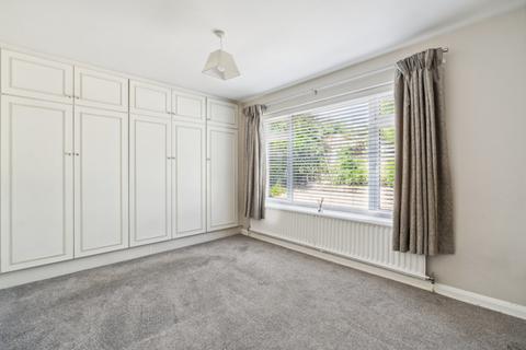 35 Kings Close, Chalfont St Giles, HP8 4HW