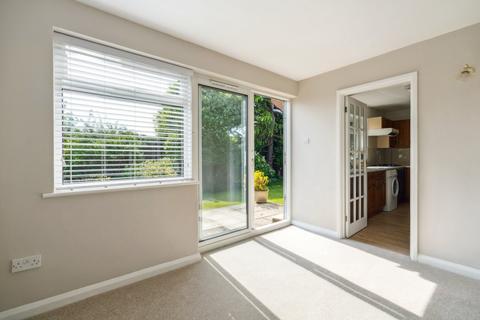 35 Kings Close, Chalfont St Giles, HP8 4HW