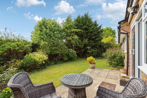 35 Kings Close, Chalfont St Giles, HP8 4HW