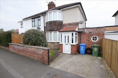 3 bedroom house for sale, Linden Road, Scarborough