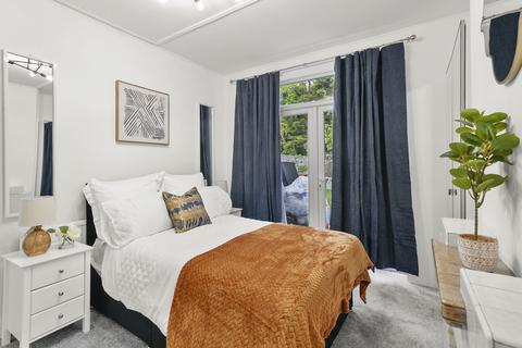 undefined, Cleveley Crescent, London W5