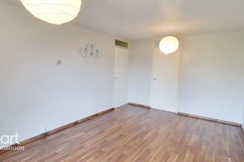 18 Brudenell, Orton Goldhay, Peterborough, PE2 5SX