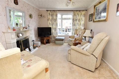 3 bedroom end of terrace house for sale, Birmingham Road, Bromsgrove, Worcestershire, B61